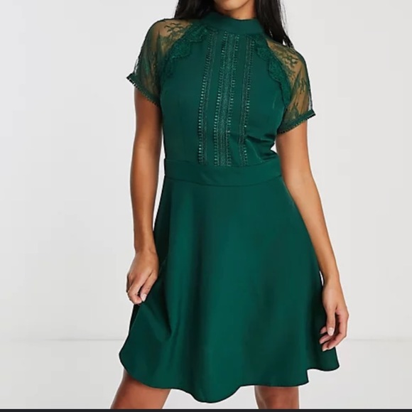 Liquorish emerald lace detail mini dress - Picture 3 of 10